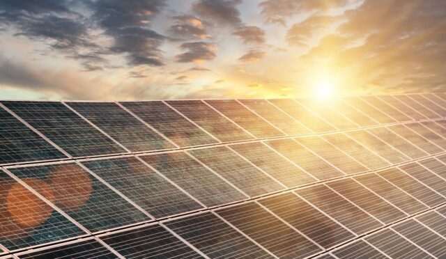 Yenilenebilir Enerjide Güneş Enerjisi Panellerinden Sonraki Adımlar