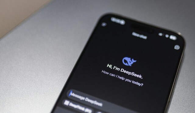 deepseek yapay zekanin yeni oyuncusu peki diger yapay zekalardan farki ne