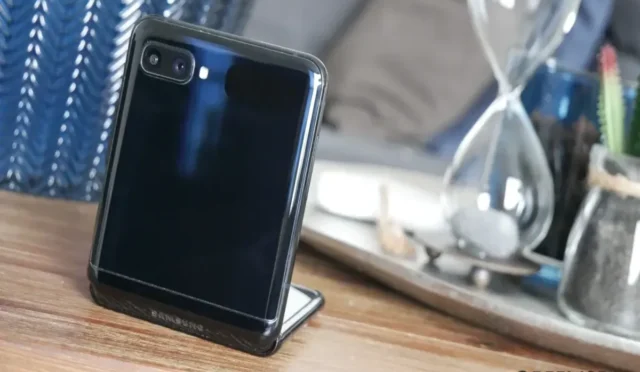 Galaxy Z Flip 5 Güvenlik Güncellemesi Detayları Mart 2025